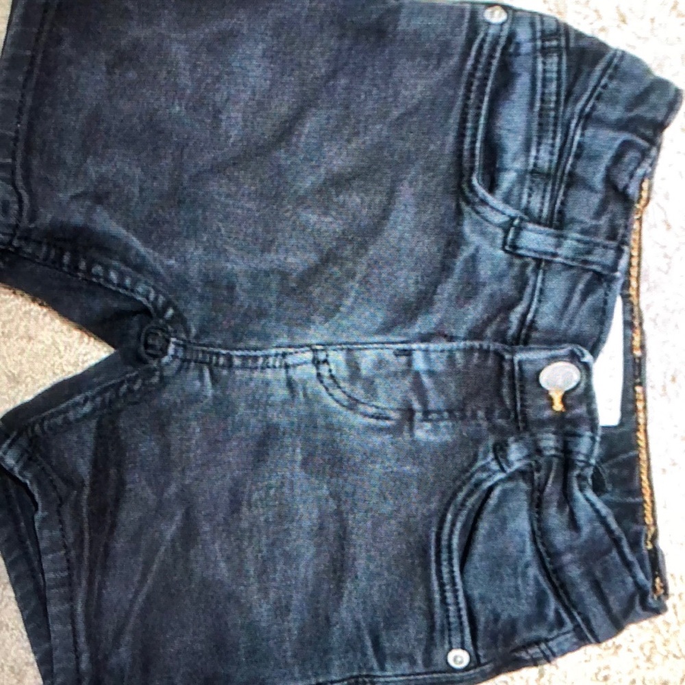 Zara Boys jean shorts size 18-24